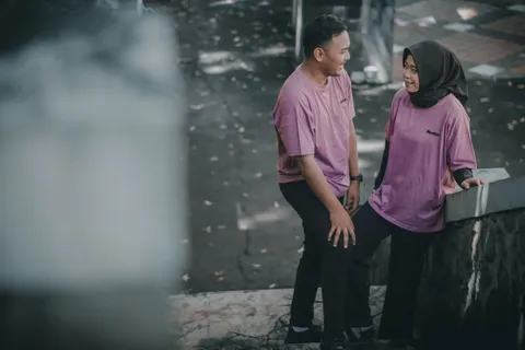 Foto sampul undangan Tisha & Reno