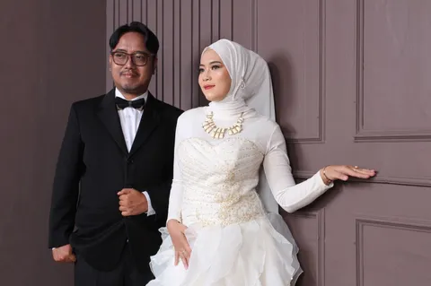 Foto sampul undangan Afri Weldi & Fina Nurasifa