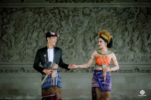 Foto sampul undangan Nia & Adinata