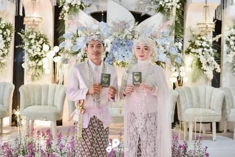 Foto sampul undangan Arun & Aldi