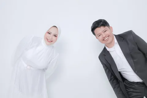 Foto sampul undangan Ayu & Ades