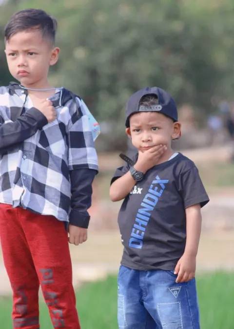 Foto sampul undangan Erna & Rohman