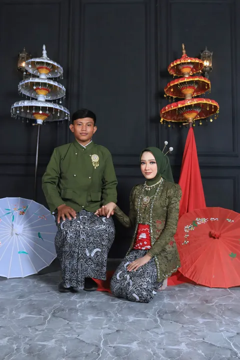 Foto sampul undangan Manda & Fiki