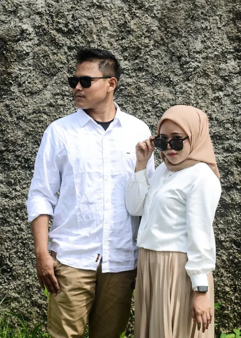 Foto sampul undangan Bahri & Hasni