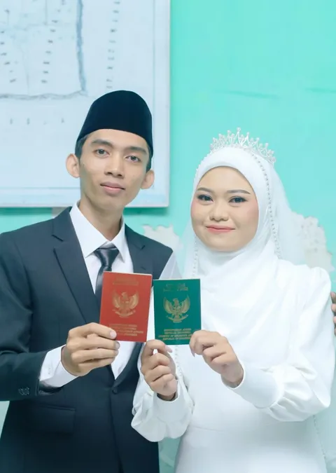 Foto sampul undangan Agil & Ayuni