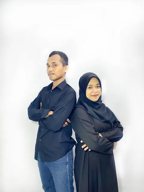 Foto sampul undangan Tisna Sutisna & Sandra Dewi