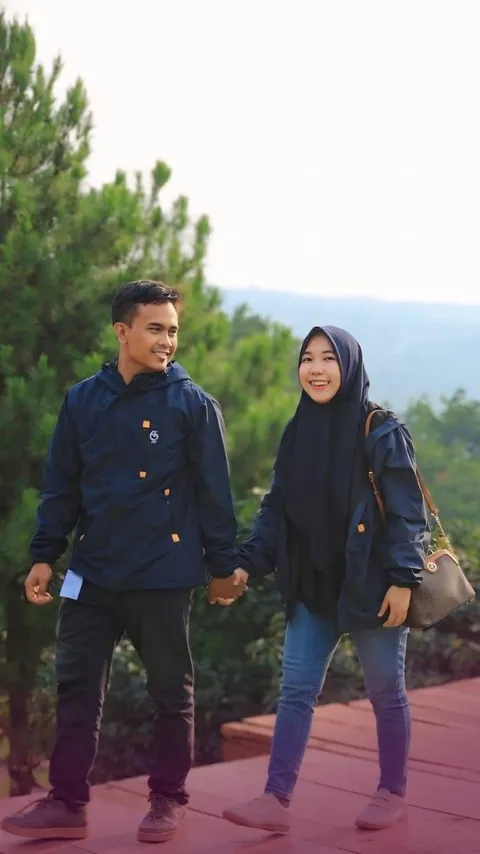 Foto sampul undangan Hendaru & Sinta