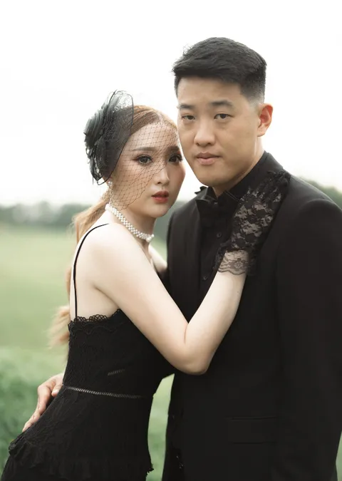 Foto sampul undangan Sofia & Herman