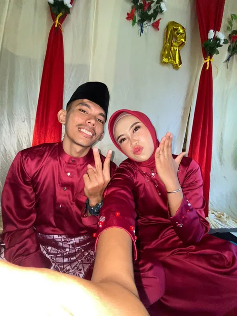 Foto sampul undangan Ajib & Resti