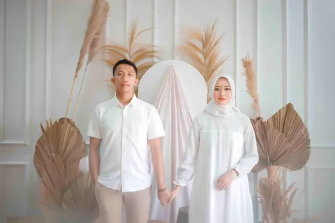 Foto sampul undangan Bella & Yoga