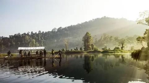 Foto sampul undangan Laras & Bagus