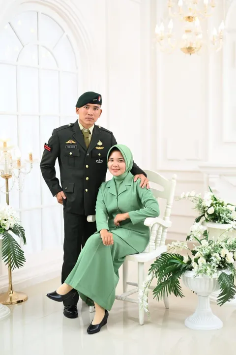 Foto sampul undangan Sayuti & Novia