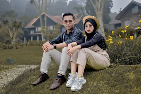 Foto sampul undangan Kamilah & Rais