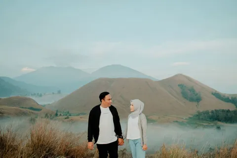 Foto sampul undangan Nelly & Bima