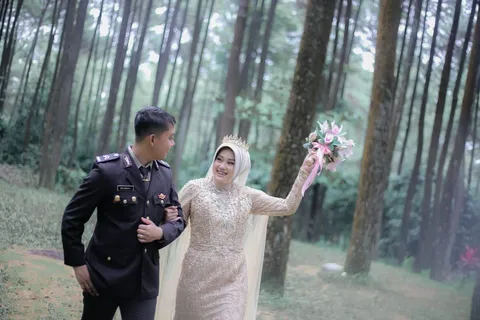 Foto sampul undangan Eka & Febby