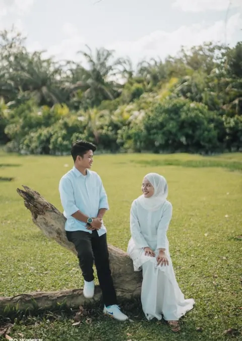 Foto sampul undangan Fahri & Hilda