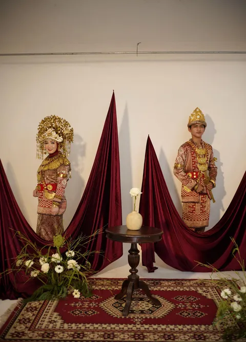 Foto sampul undangan Nikmah & Ejak