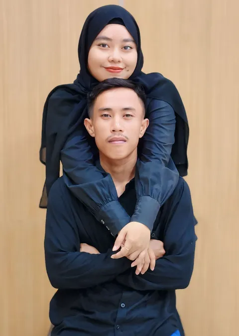 Foto sampul undangan Nisa & Aris
