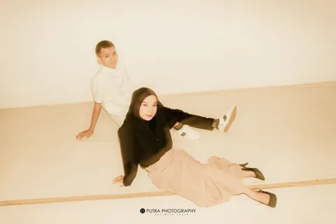Foto sampul undangan Ade & Lina