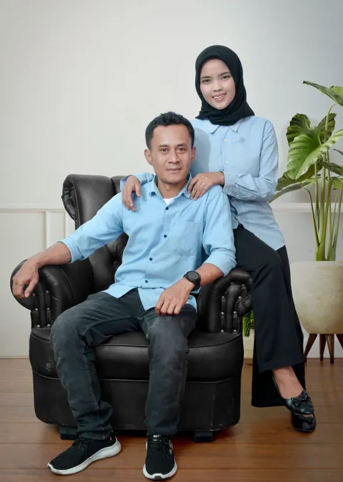Foto sampul undangan Asep & Yanti