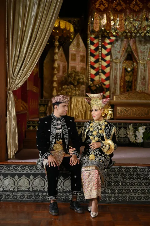 Foto sampul undangan Fauzi & Tia
