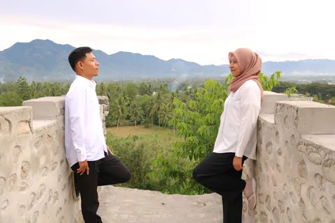 Foto sampul undangan Hardi & Lia