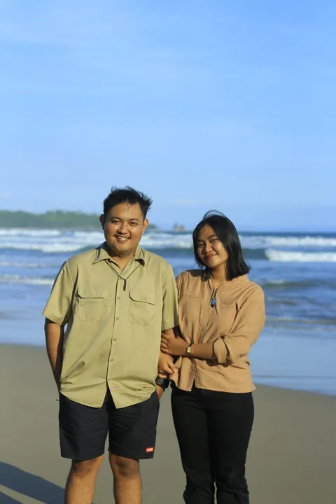 Foto sampul undangan Elsa & Osin