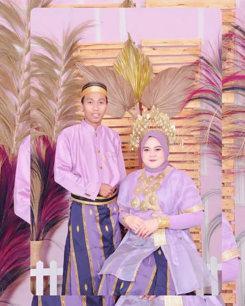 Foto sampul undangan Hana & Saenal