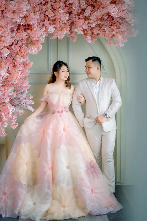 Foto sampul undangan Djong Jun Men & Cung Li Ha