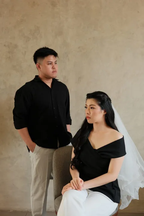 Foto sampul undangan Elaine & Evan