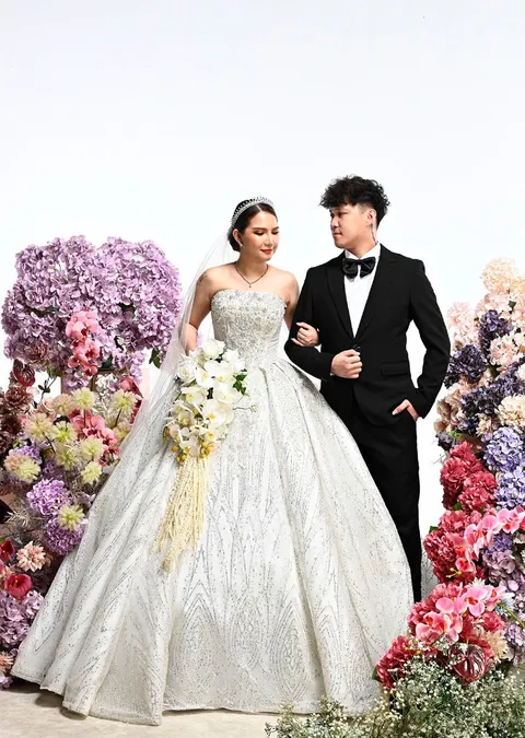 Foto sampul undangan Yenny Metovany & Jimmy Tanady