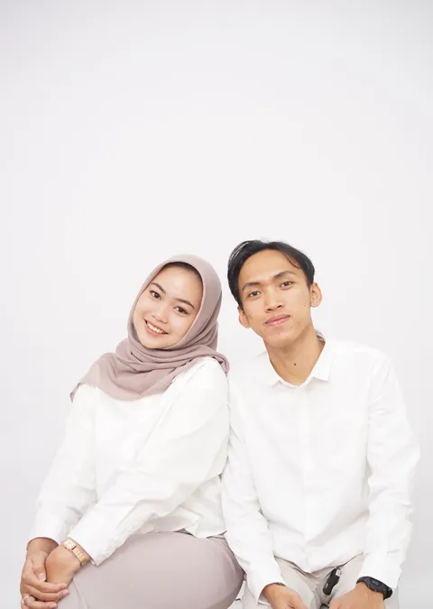 Foto sampul undangan Alya & Syarif
