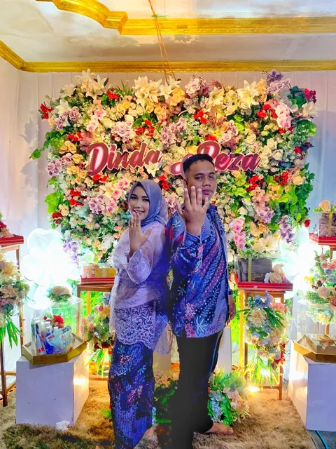Foto sampul undangan Reza & Dinda