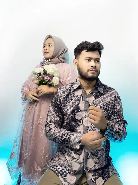 Foto sampul undangan Nata & Aziz
