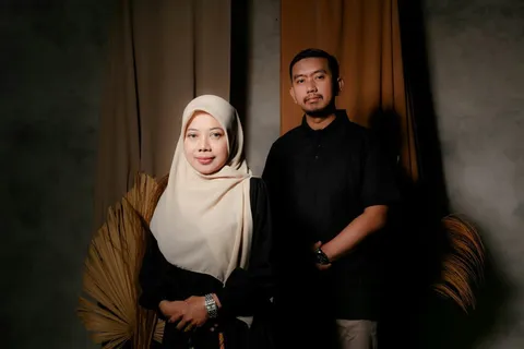 Foto sampul undangan Hari & Tuty