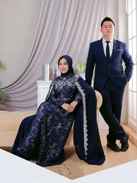 Foto sampul undangan Deri & Adel