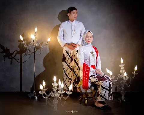 Foto sampul undangan Listriya & Danang