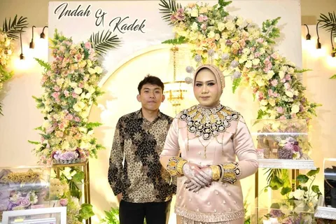 Foto sampul undangan Bill & Alisyah