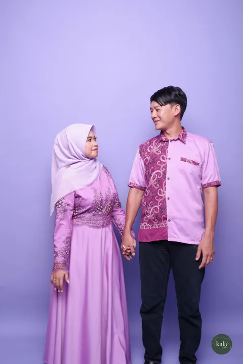 Foto sampul undangan Putri & Luis
