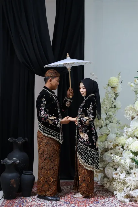 Foto sampul undangan Ovi & Fajar