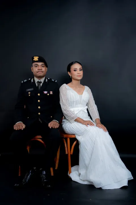 Foto sampul undangan Gaby & Simon
