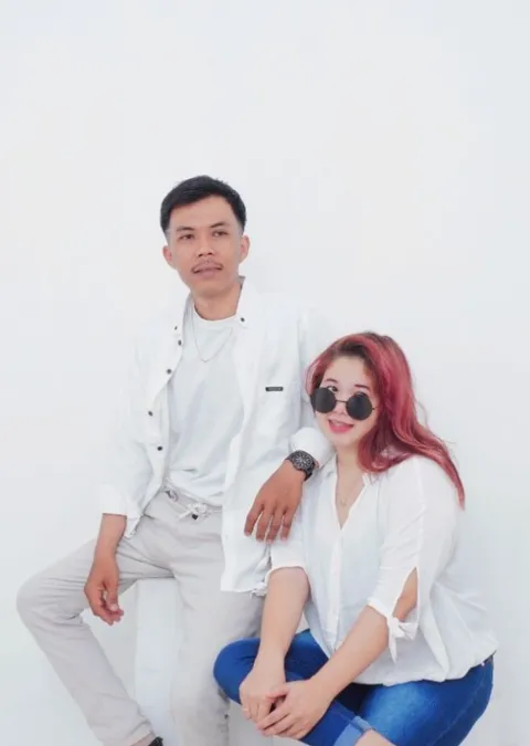 Foto sampul undangan Mei Sugiyanto & Cika Defana