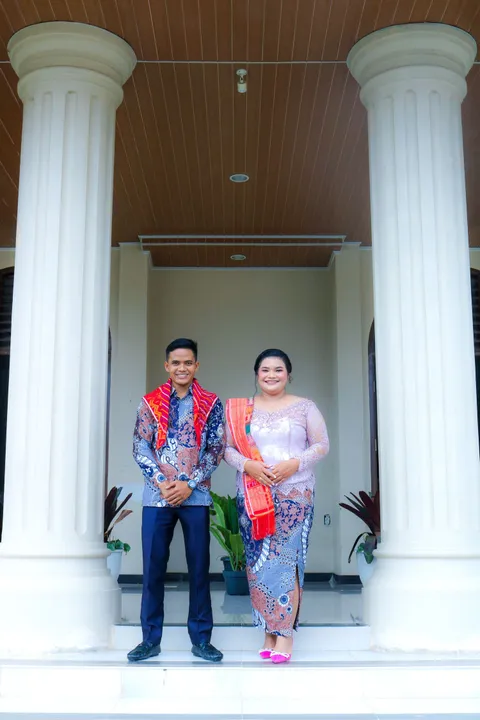 Foto sampul undangan Valentine & Jonson