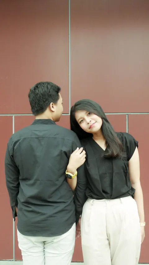 Foto sampul undangan Adam & Fara