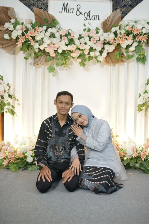 Foto sampul undangan Aan & Mia