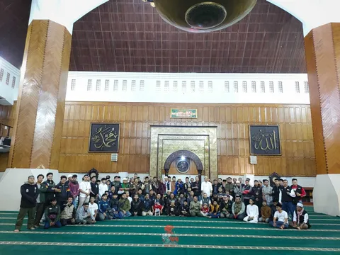 Foto sampul undangan Hafidh & Iyang