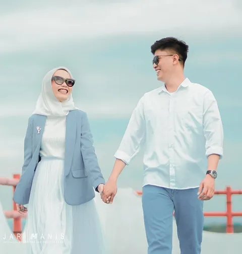 Foto sampul undangan Akmal & Yani