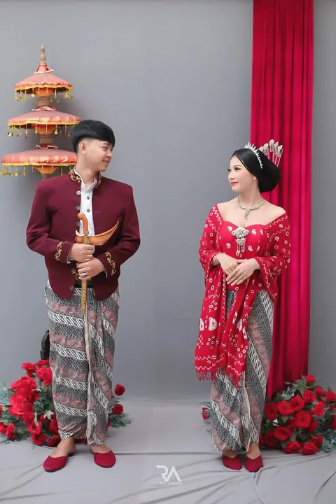 Foto sampul undangan Alma & Rifal