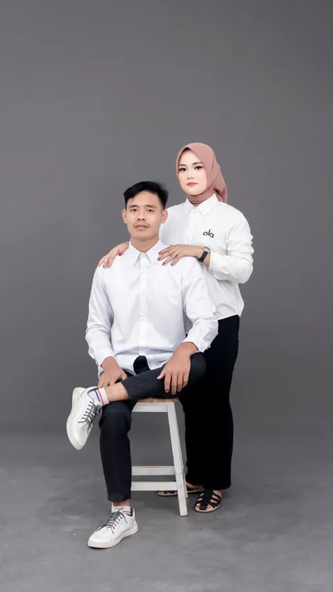 Foto sampul undangan Elisa & Agung