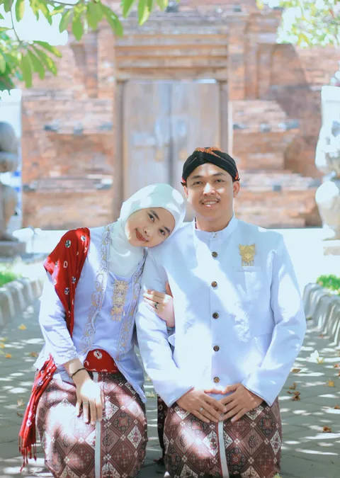 Foto sampul undangan Edo & Nidya